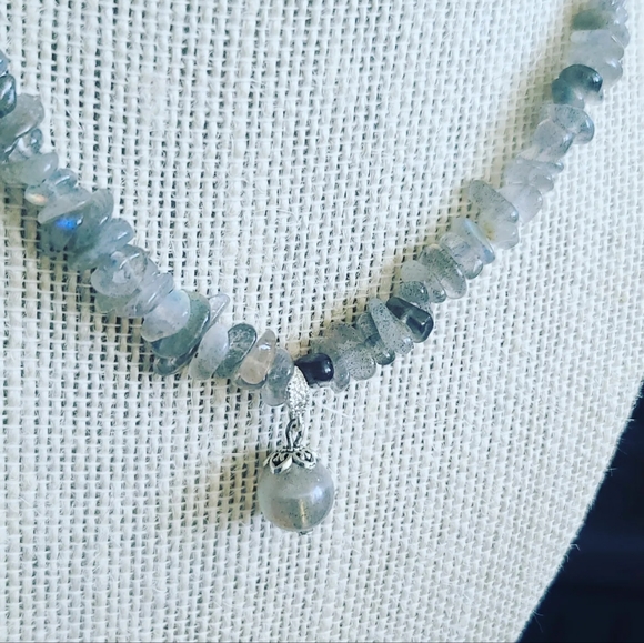 Moonstonechips necklace - Picture 1 of 5
